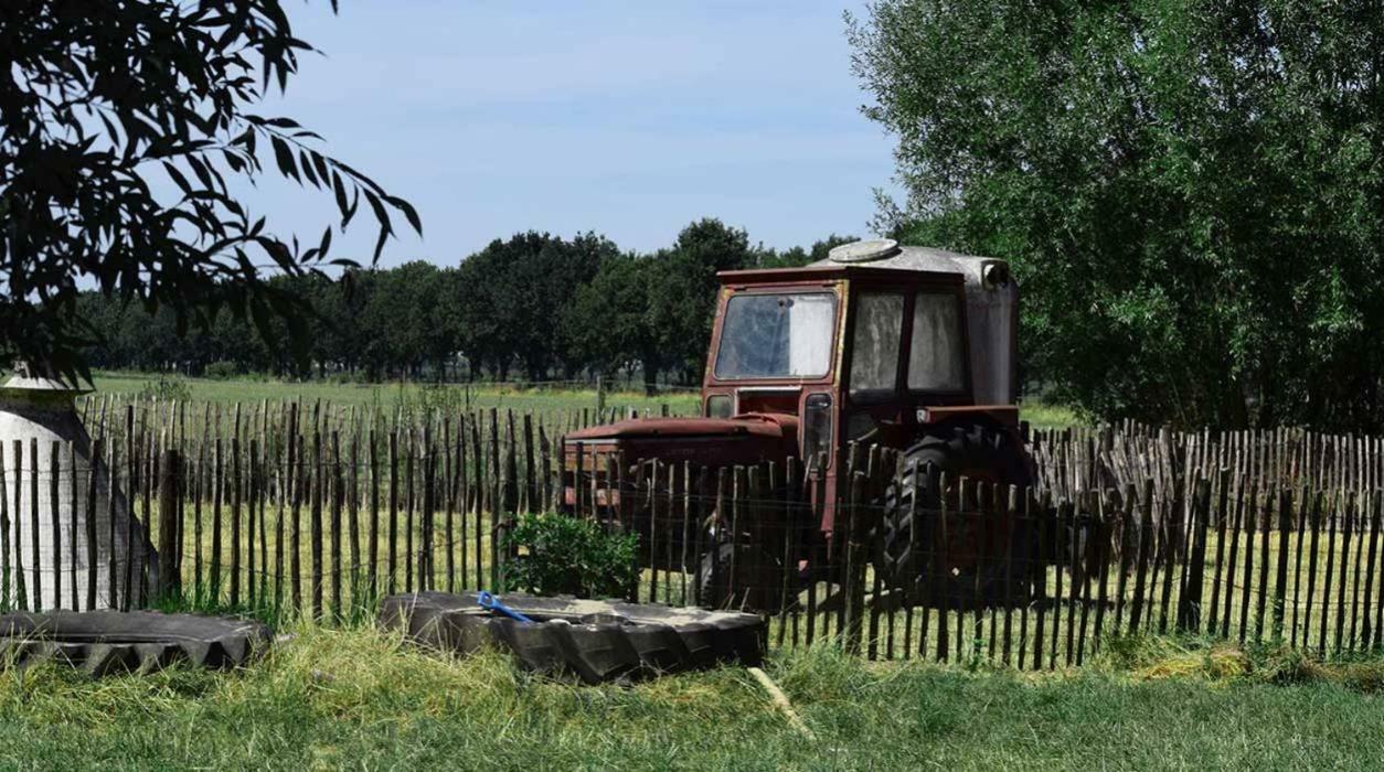 Hoeve De Pippert Ophemert Bagian luar foto